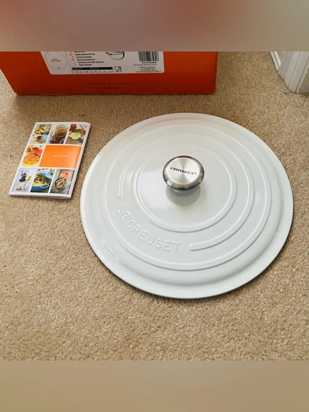 Le Creuset new big 30 9qt white cast iron pot pan